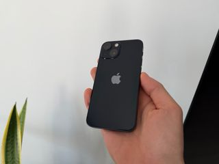 iPhone 13 Mini 128 GB nero.