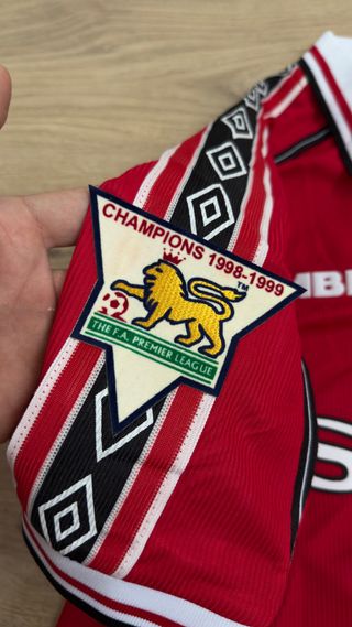 Camiseta Retro Manchester United Umbro