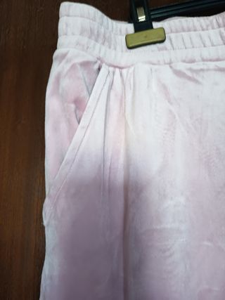 Chándal de terciopelo rosa