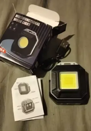 Lámpara Linterna LED Recargable COB