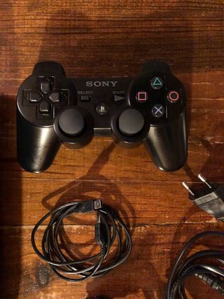 Consola PS3 Slim 320GB con 21 juegos digitales