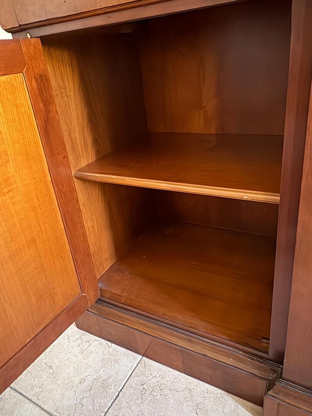 Credenza soggiorno in legno massello