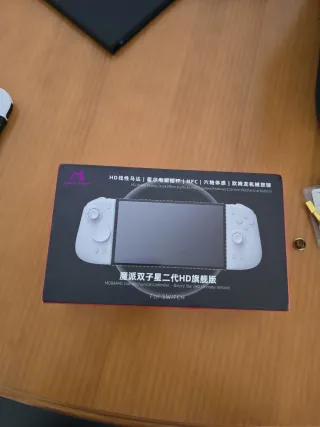 Nintendo Switch OLED bianco e nero