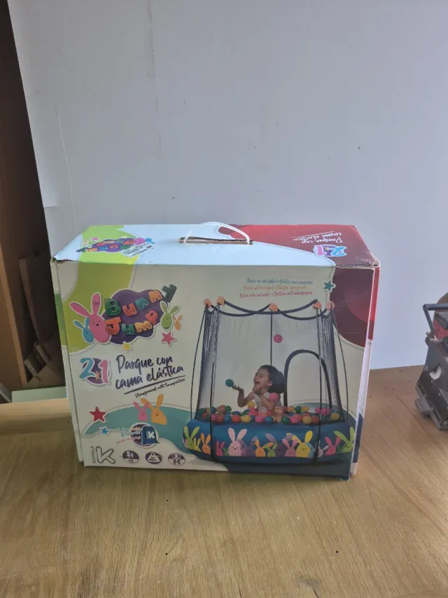 Parque con cama elástica Bunny Jump