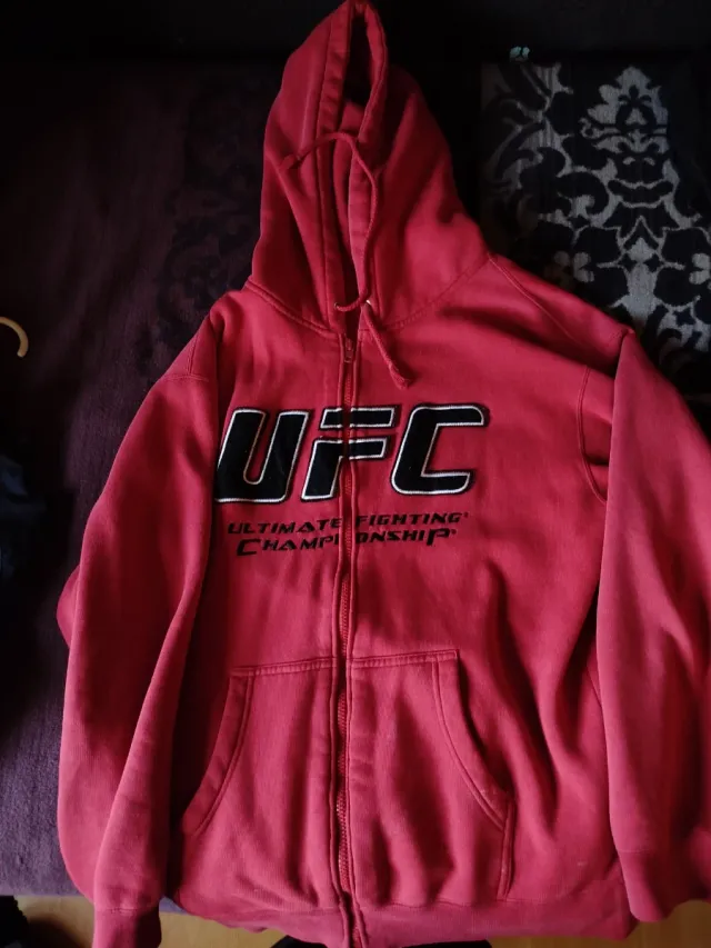 Sudadera UFC Roja