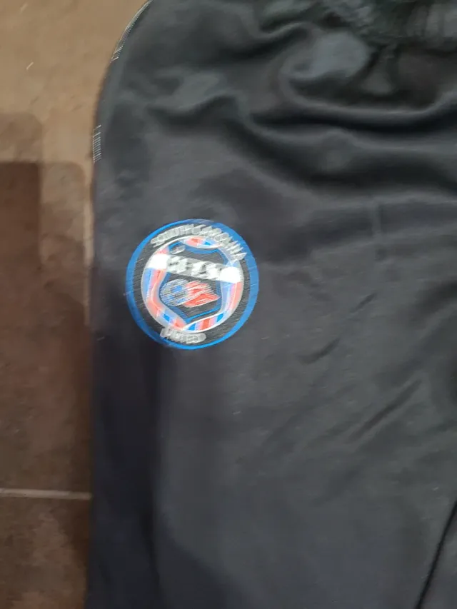 Pantalón chándal Puma negro
Equipo :MSL -South C.