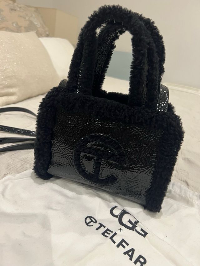 Bolso UGG x Telfar Negro
