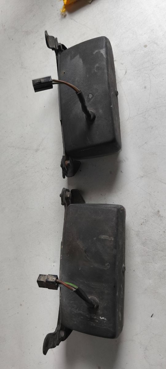 Antinieblas Mercedes SL R107