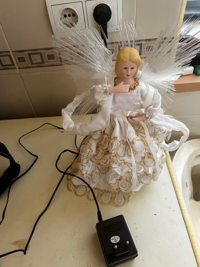 Angelito decorativo con luz