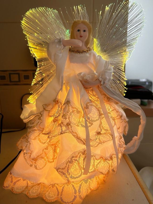 Angelito decorativo con luz