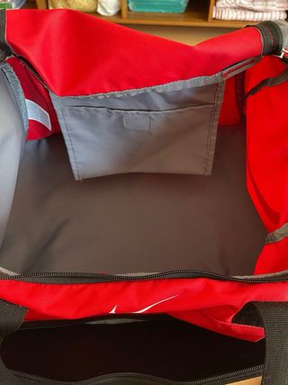 Mochila deportiva Nike roja