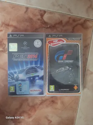 2 Juegos PSP: PES 2014 y Gran Turismo