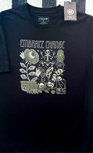 Camiseta CIRCA Talla M Estampado Embrace Change