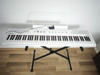 Alesis Recital White - con 88 Teclas