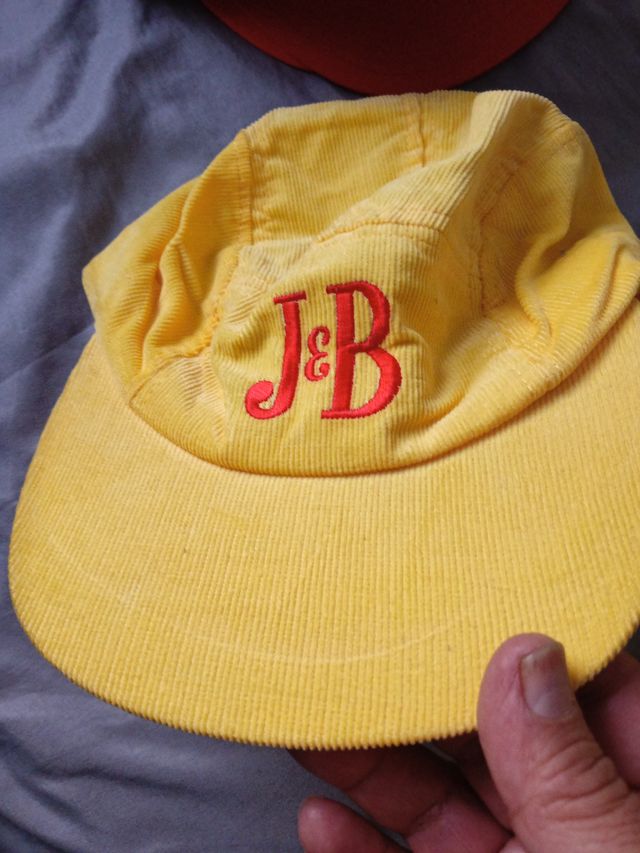 Lote 7 Gorras J&B