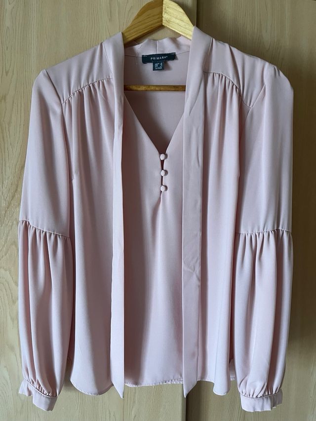 Blusa rosa Primark con lazada
