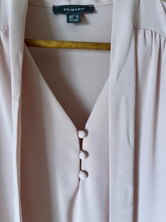 Blusa rosa Primark con lazada