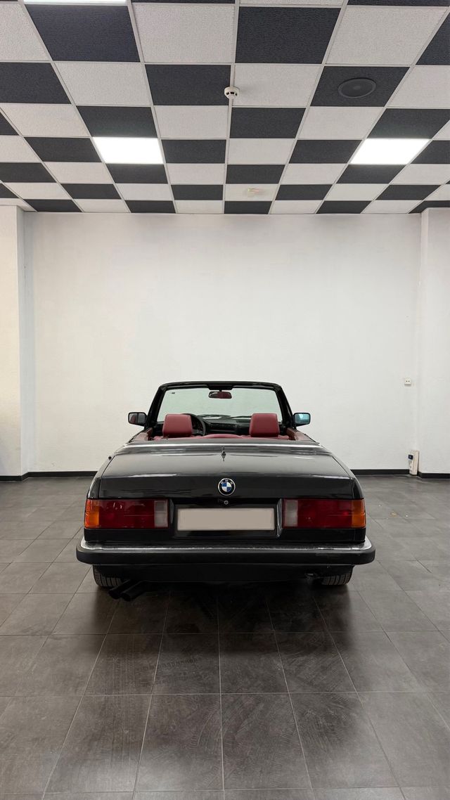 BMW E30 325i 1986