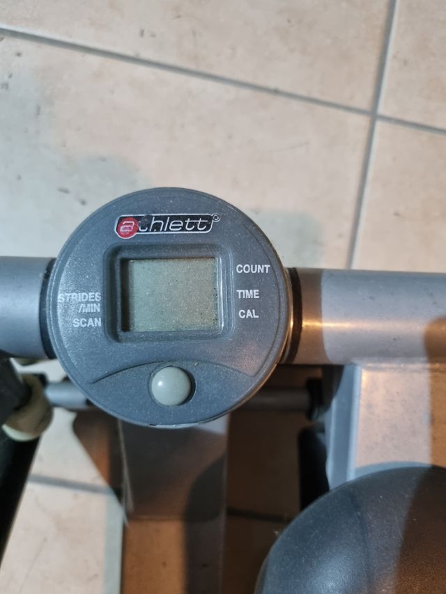 Stepper Atthett con display digitale