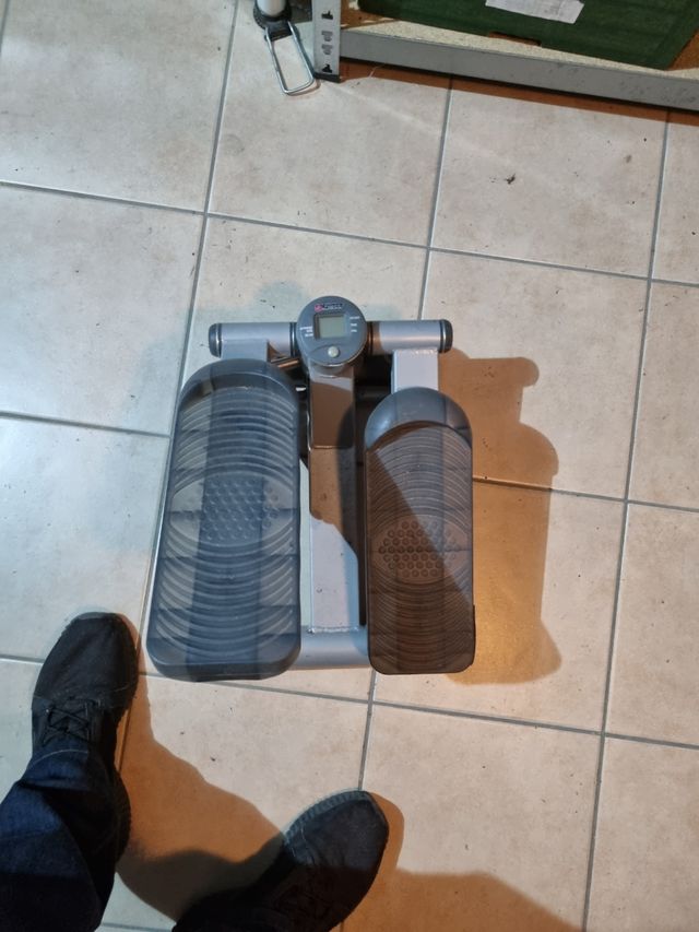 Stepper Atthett con display digitale