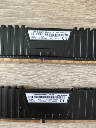 RAM Vengeance DDR4 x2 8GB (16GB)