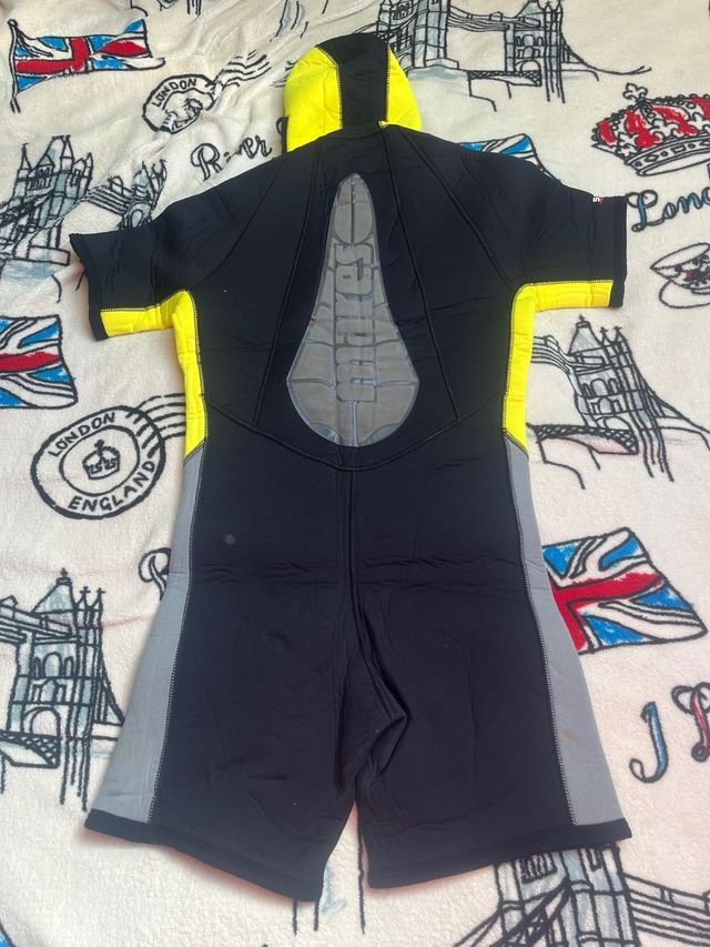 Neopreno Mares hombre Talla4M/L 5mm Color:Amarillo