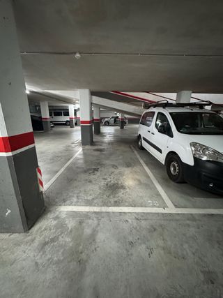 Se alquila plaza de parking