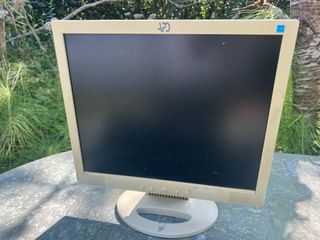 Monitor TFT-LCD APD L773 Beige