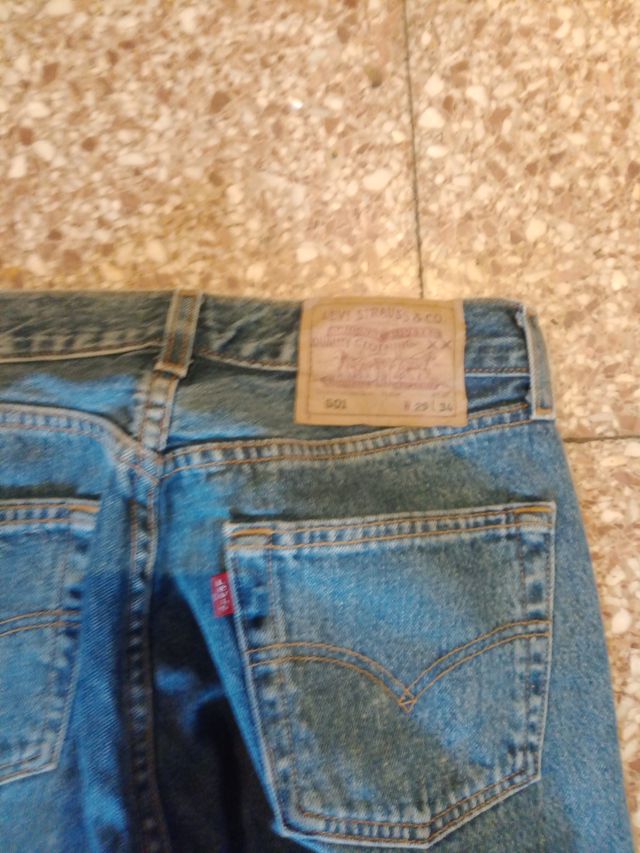 Pantalón Levis Talla W29 L34