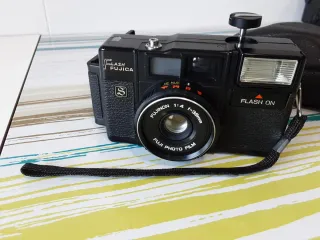 Cámara analógica Fujica Flash Fujica