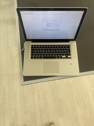 MacBook Pro 2010 Plata