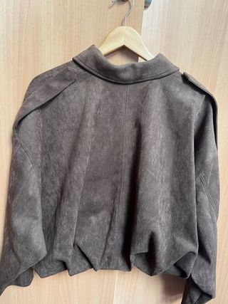 Chaqueta efecto ante marrón