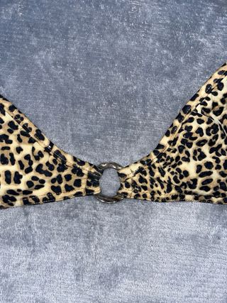 Bikini Bershka leopardo años 2000