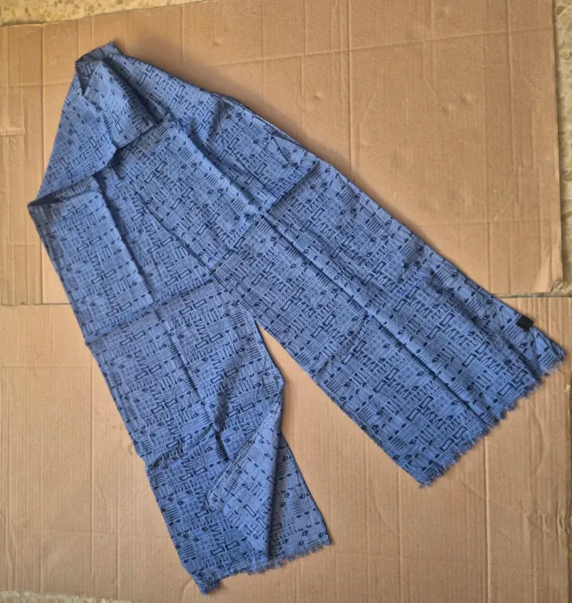 Bufanda Fular Azul marca: EDC