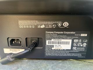 Monitor Compaq V7550 Color juegos vintage