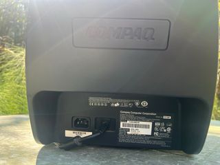 Monitor Compaq V7550 Color juegos vintage