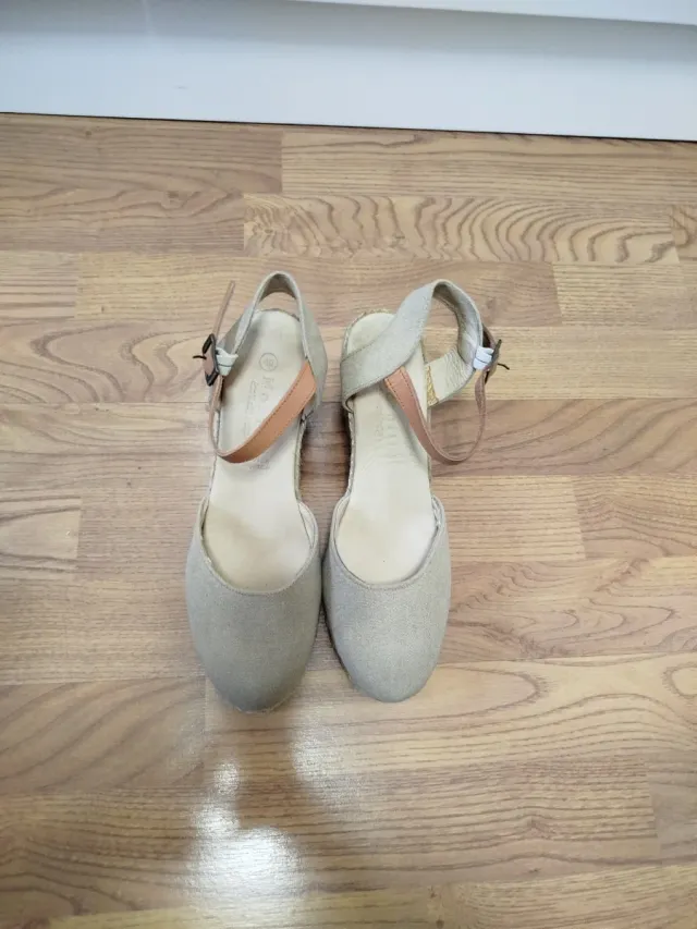Cuñas esparto beige talla 40