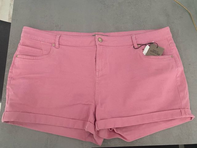 Pantalón corto rosa primark talla 48