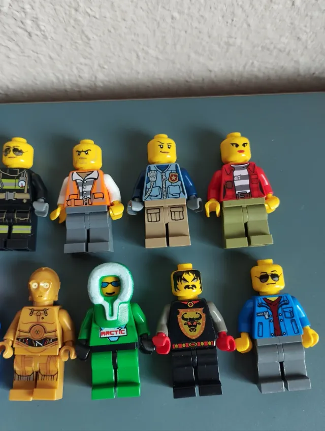 Lote 15 Figuras Lego Variadas