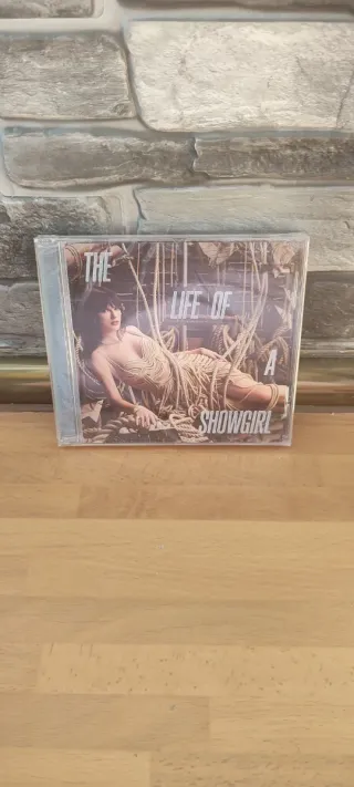 Taylor Swift - The Life of a Showgirl CD