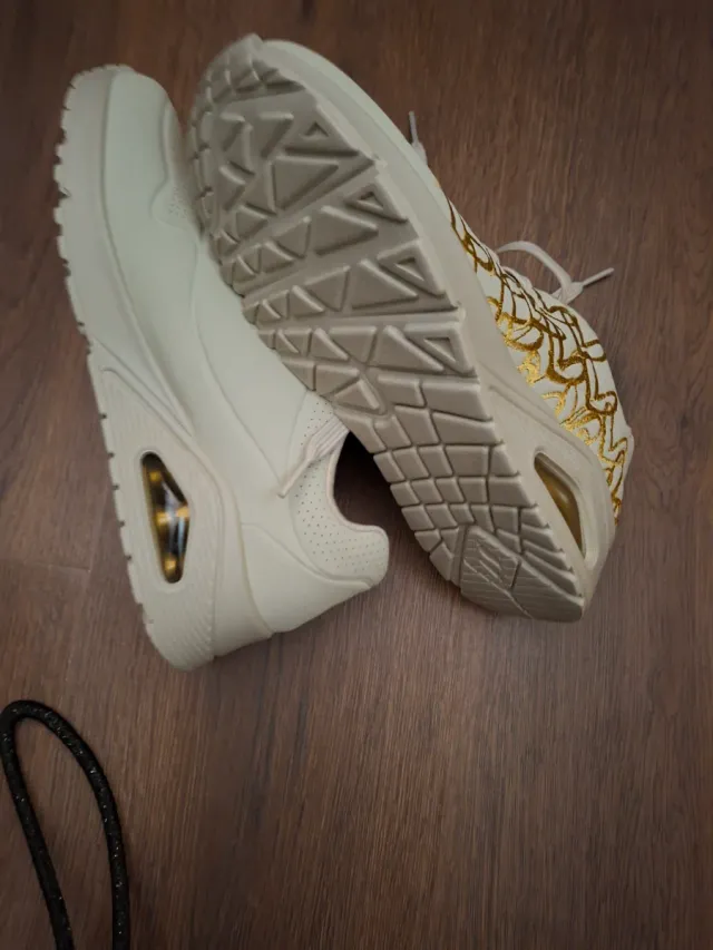 Skechers Uno Heart Doradas Talla 38