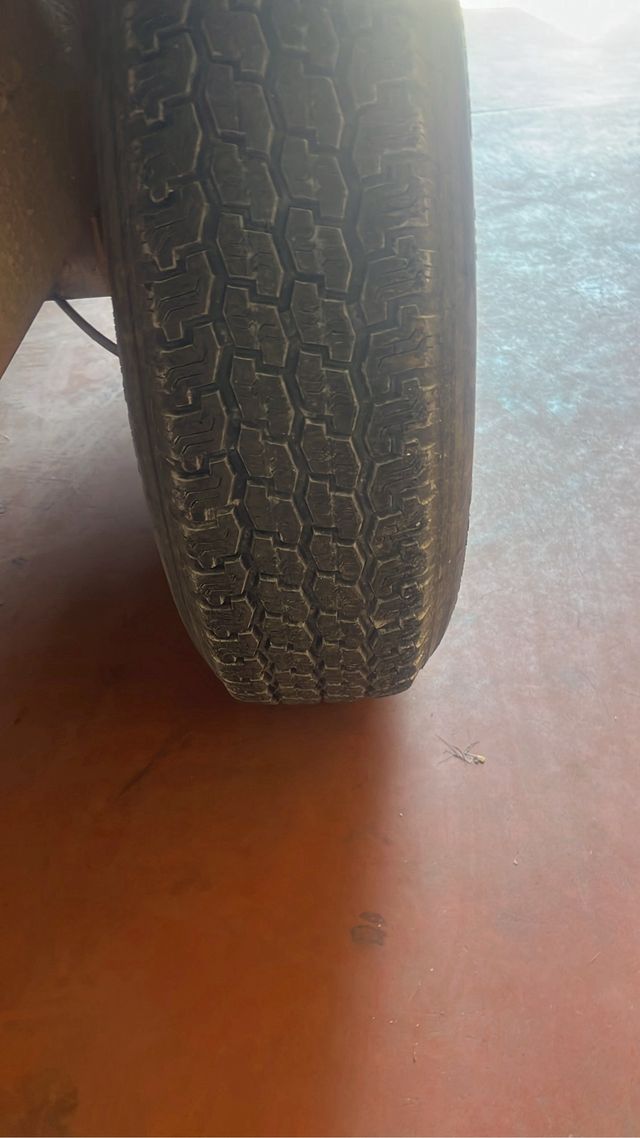 vendo o cambio x  otro mas chico

remolque carga