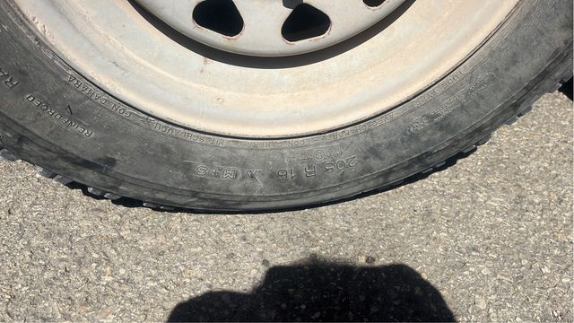 vendo o cambio x  otro mas chico

remolque carga