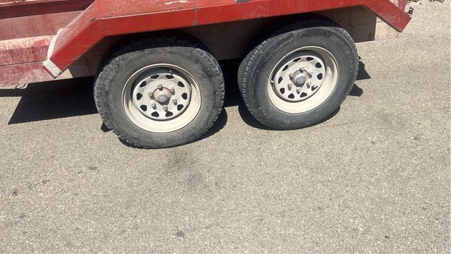 vendo o cambio x  otro mas chico

remolque carga