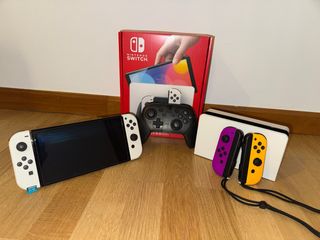 Nintendo Switch OLED bianco (confezione)