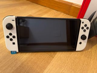 Nintendo Switch OLED bianco (confezione)