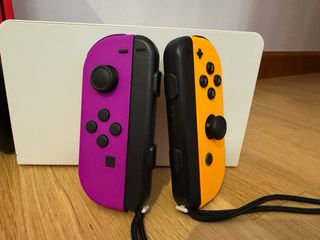 Nintendo Switch OLED bianco (confezione)