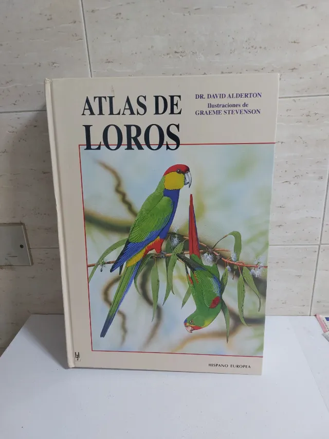 Atlas de Loros Dr. David Alderton