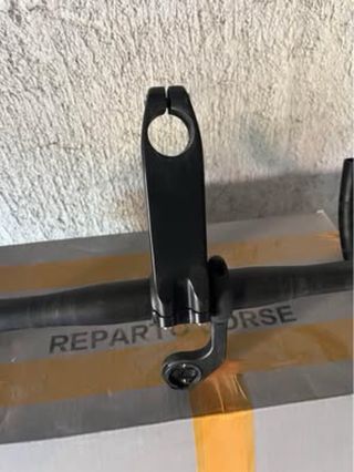 Manubrio bici da corsa REPARTO CORSE deda