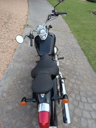 Honda Shadow 125 Negra